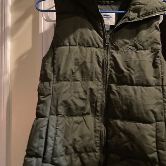 Clothes - Picture 12 of 16